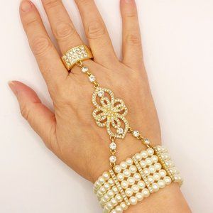 Fancy faux pearl elastic Hathphool bracelet with connected ring